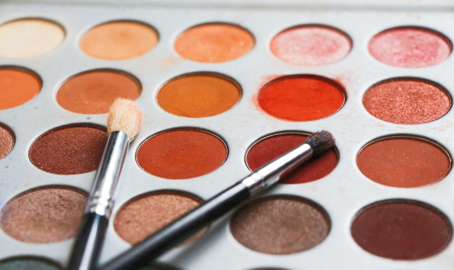 The Best Eyeshadow Palettes for Every Eye Color and Skin Tone