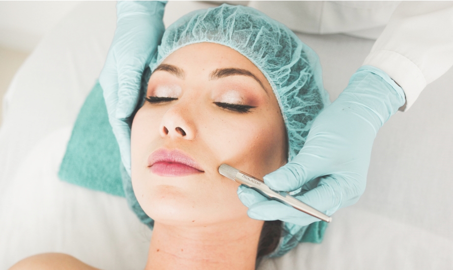 How to Do a Facial Massage at Home and Why You Should Try It