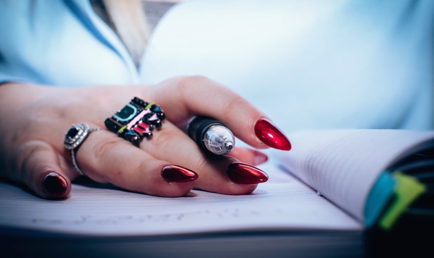 The Best Nail Shapes and Lengths for Your Personality and Lifestyle